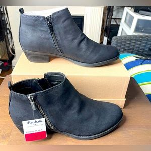 NWT Carlos by Carlos Santana Suede Booties